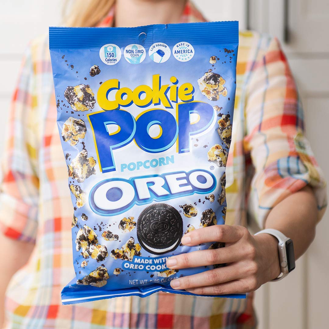 Snack Pop Oreo Cookie Popcorn,made with real Oreo Cookie Pieces,5.25oz